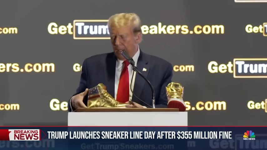 Trump lancia le sneakers d'oro: andate esaurite in due ore (russi compresi)
