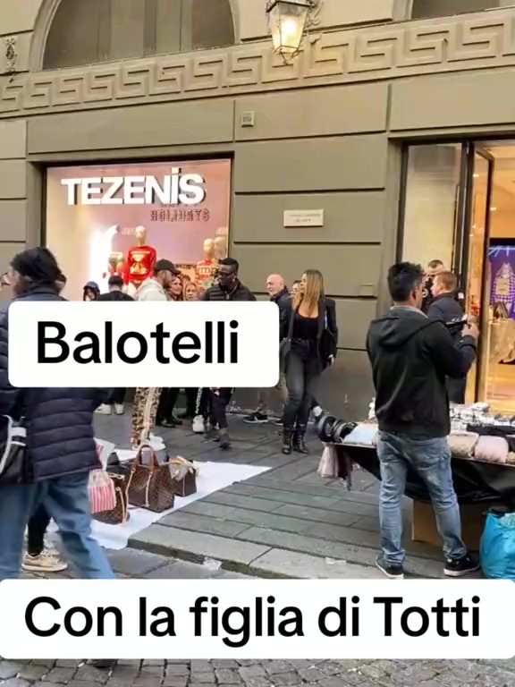 Mario Balotelli e Chanel Totti, il video che accende il gossip sulla coppia