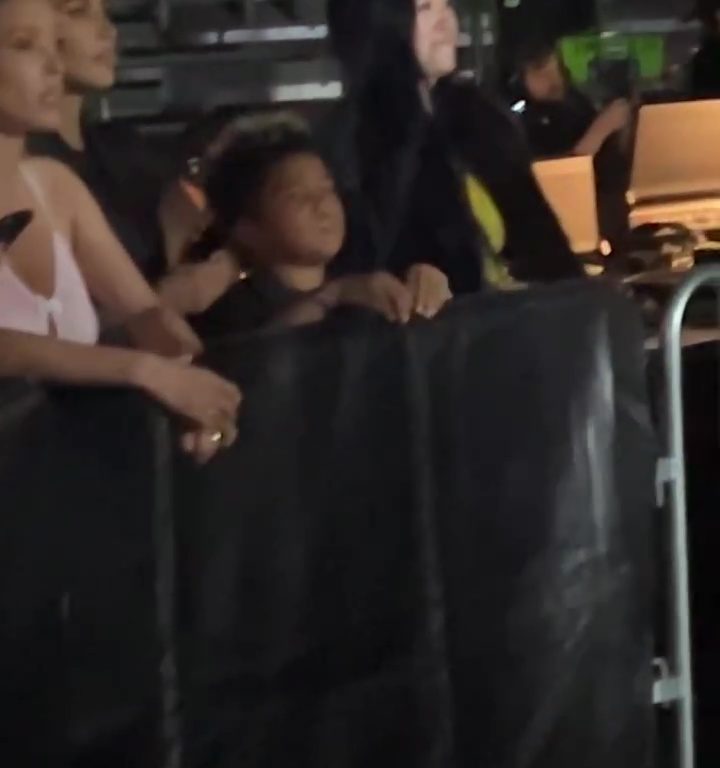 Kim Kardashian y Bianca Censori juntas en el concierto de Kanye West