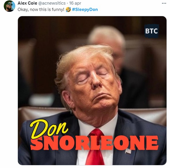 Donald Trump se queda dormido en la corte y se convierte en el meme del "Don somnoliento"