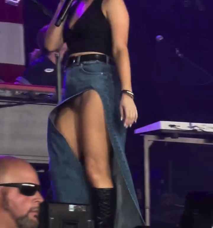 Metedura de pata en el escenario de Maren Morris, canta sin bragas y su video se vuelve viral