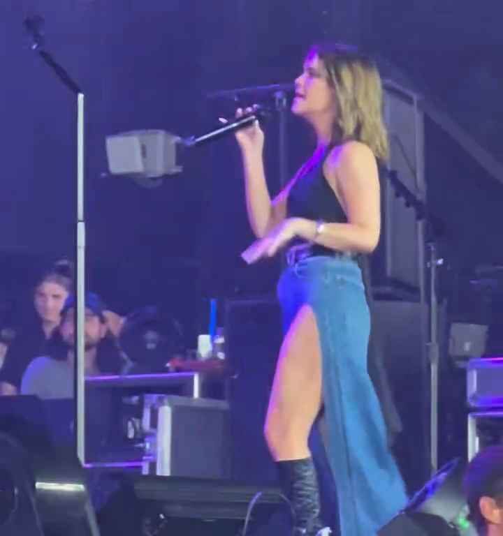 Metedura de pata en el escenario de Maren Morris, canta sin bragas y su video se vuelve viral