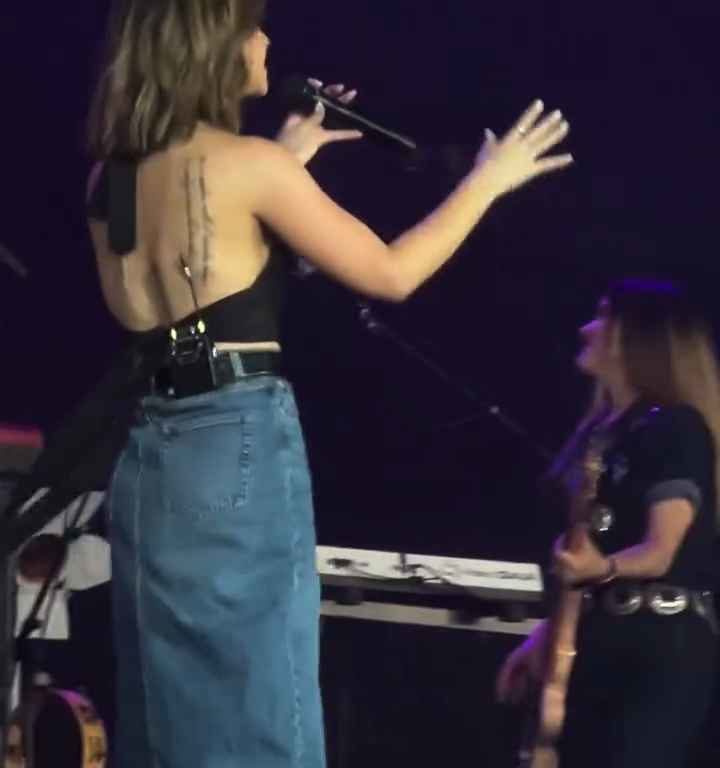 Metedura de pata en el escenario de Maren Morris, canta sin bragas y su video se vuelve viral