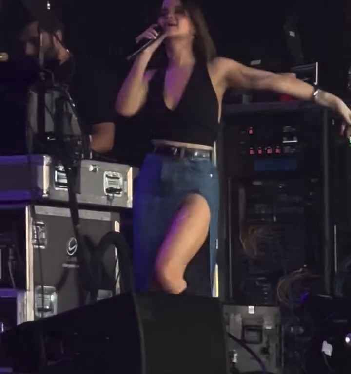 Metedura de pata en el escenario de Maren Morris, canta sin bragas y su video se vuelve viral