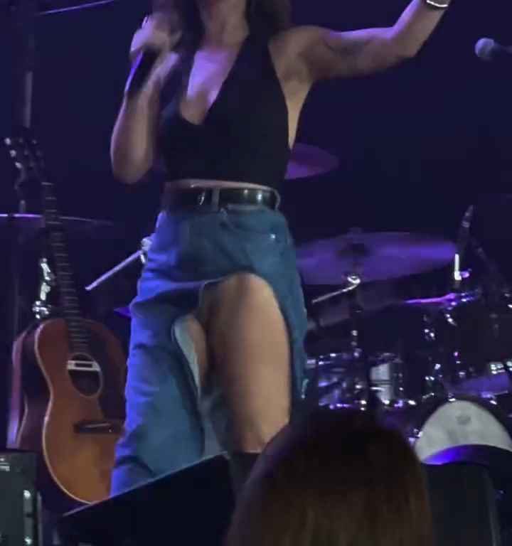 Metedura de pata en el escenario de Maren Morris, canta sin bragas y su video se vuelve viral