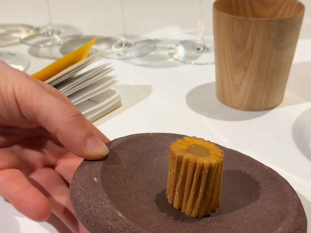 Influencer critica restaurante con estrella Michelin: la policía llega a la cuenta