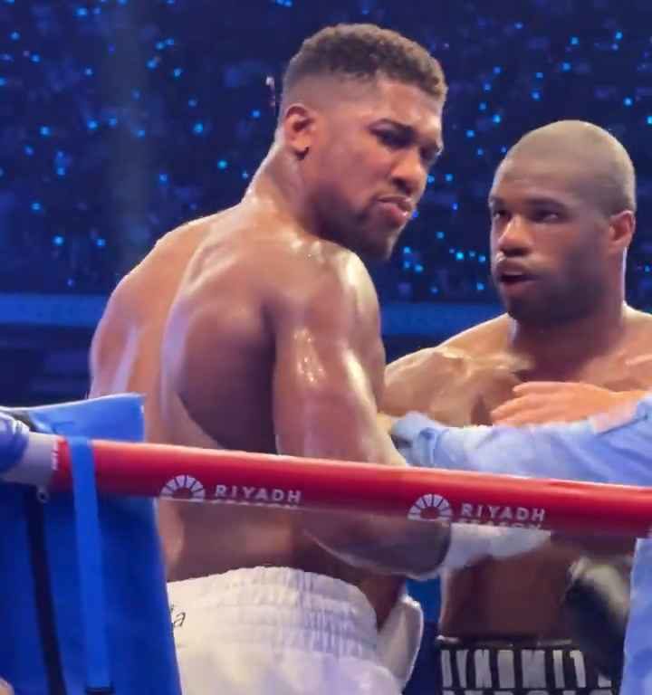 Anthony Joshua und seine herausgestreckte Zunge vor dem Knockout von Daniel Dubois: Die Gründe für die Geste werden enthüllt