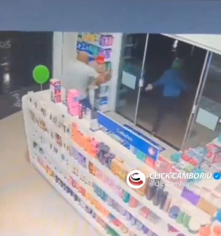 Ladrones asaltan la farmacia pero encuentran a un campeón de artes marciales: lo matan a golpes