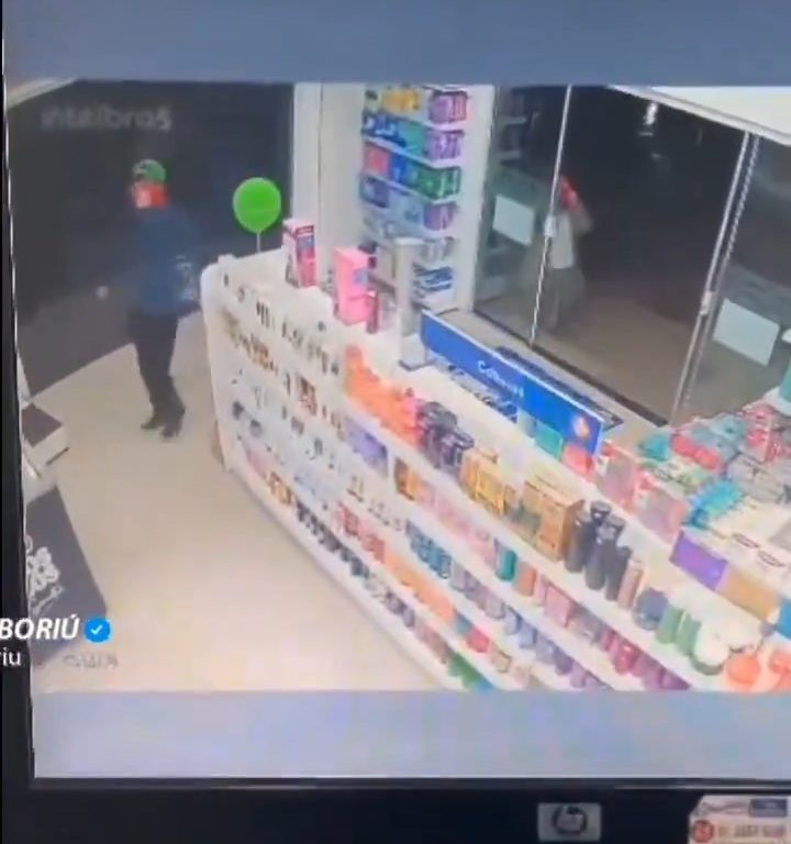 Ladrones asaltan la farmacia pero encuentran a un campeón de artes marciales: lo matan a golpes