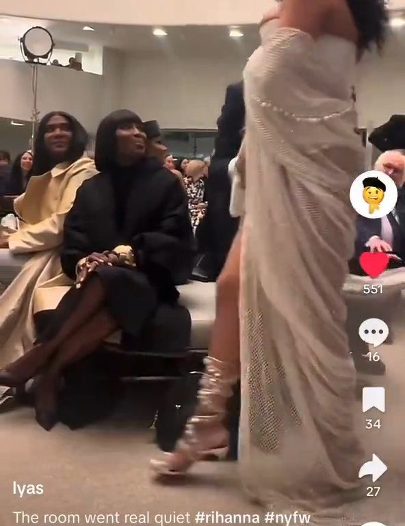 Rihanna ignoriert Naomi Campbell während der Modenschau: virales Video