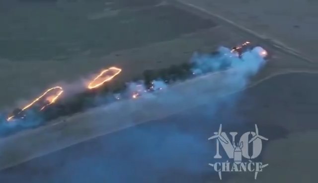 Ucraina, truppe russe carbonizzate col drone lanciafiamme: video shock