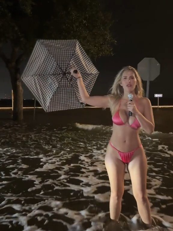 Influencer fa previsioni meteo su uragano in bikini: sui social definita "disgustosa"